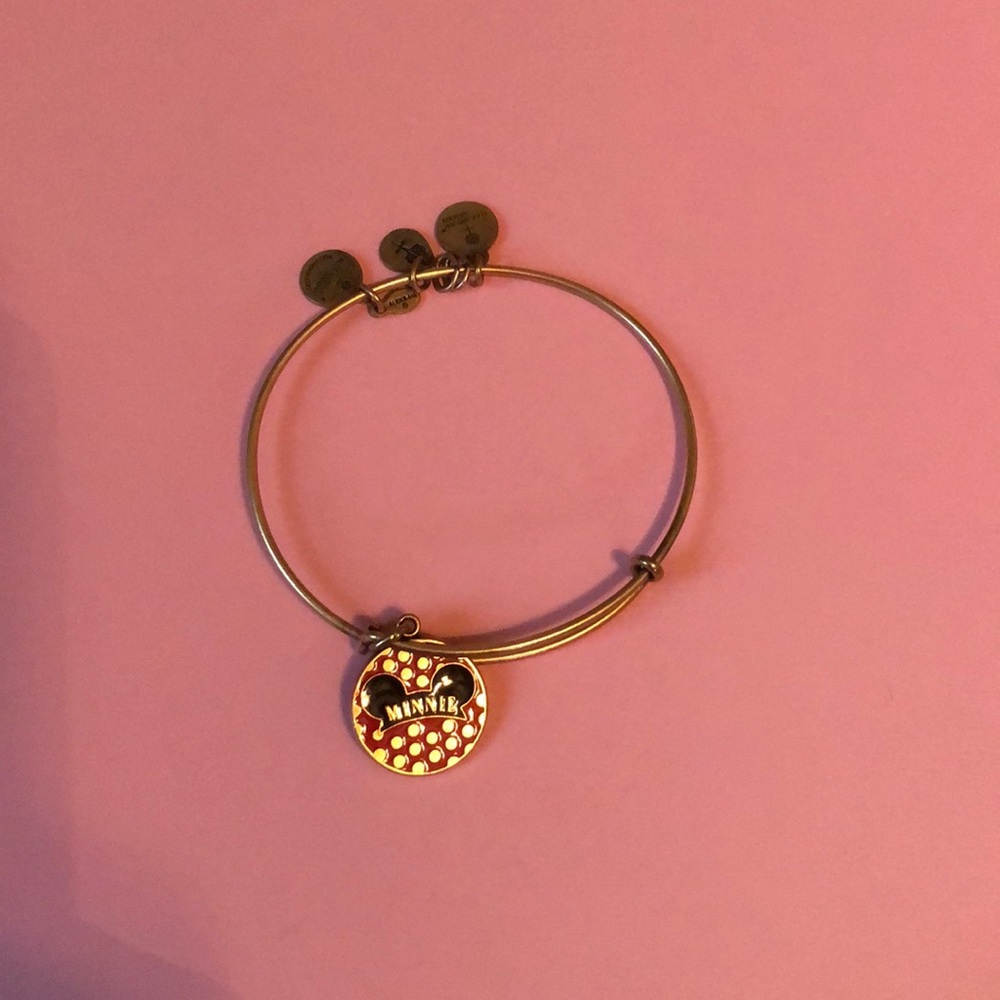 Minnie Mouse bracelet